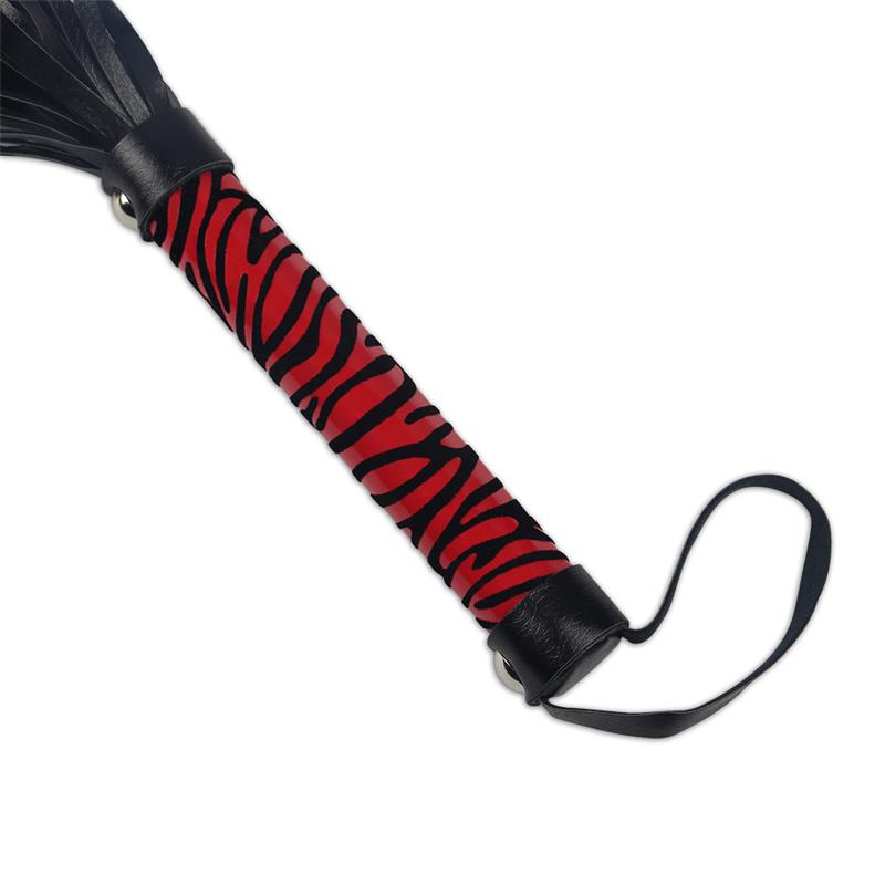 LOVETOY LEATHER FLOGGER BLACK AND RED